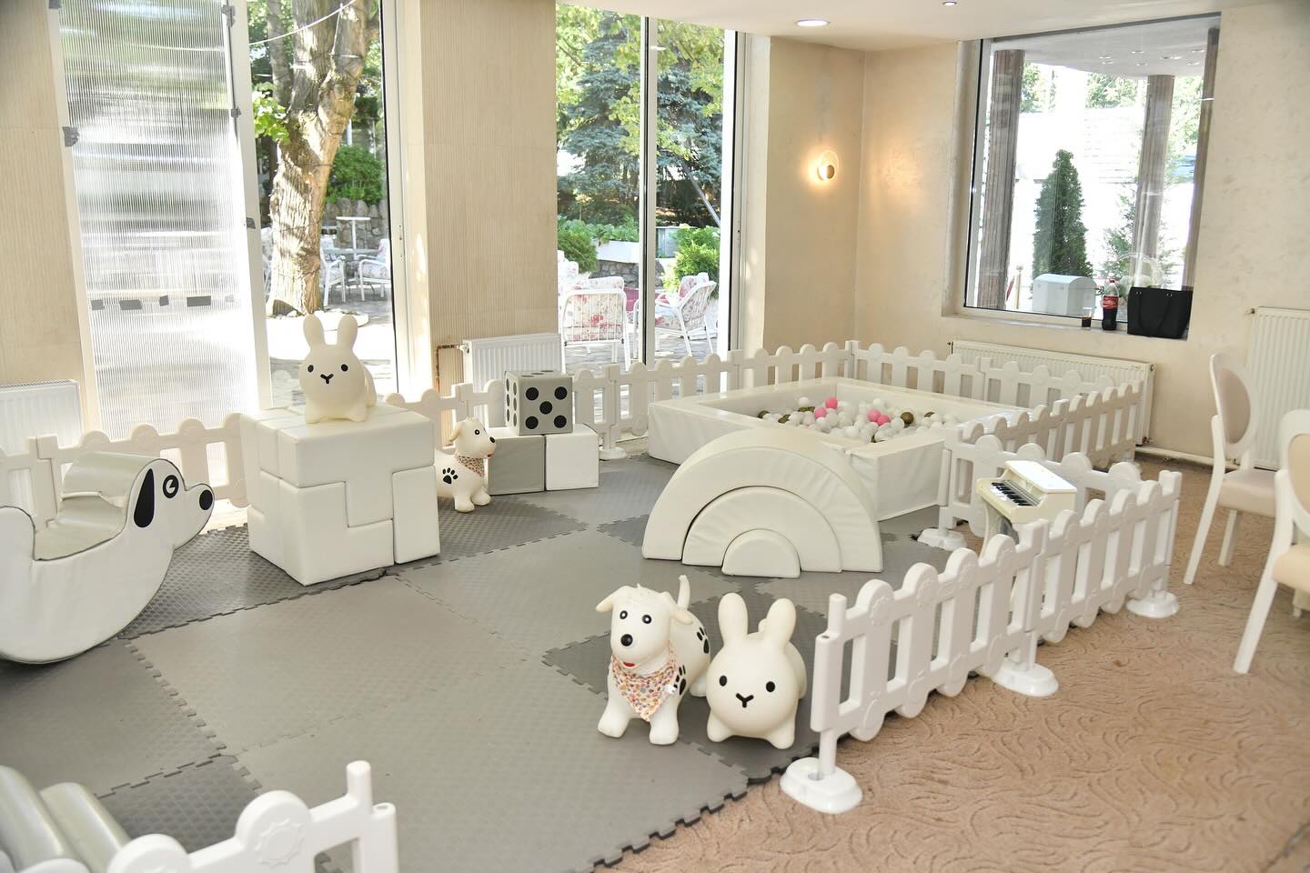 Soft Play igraonica sa zečićima i kućicama